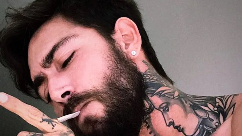 Influenciador Tassio Bacelar morre após queda de bicicleta; entenda