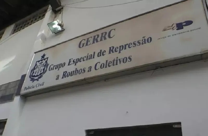 Caso foi registrado no no Grupo Especial de Repressão a Roubos em Coletivos - Foto: Reprodução