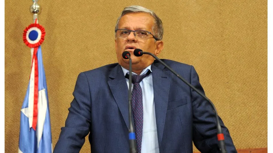 Raimundinho da JR e Outros Deputados Podem Ser Expulsos do PL Baiano em Meio a Crise e Conflitos Ideológicos