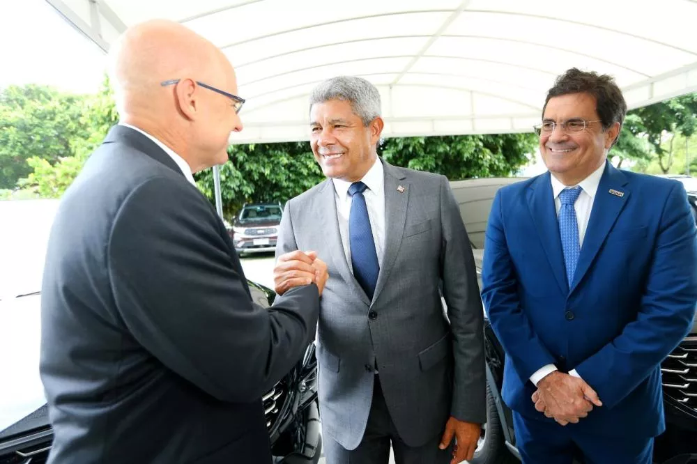 Governador da Bahia se reúne com novo diretor da Ford para discutir avanços tecnológicos e investimentos no estado