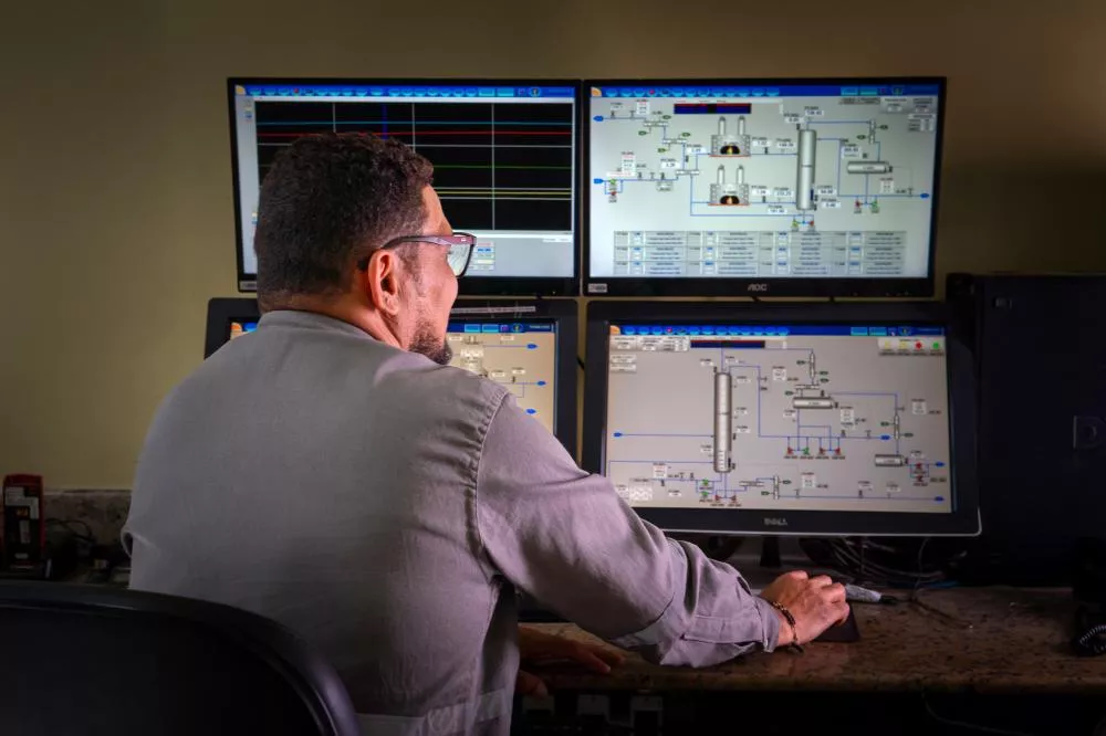 Projeto DAX Code chega a Camaçari com capacitação gratuita em tecnologia