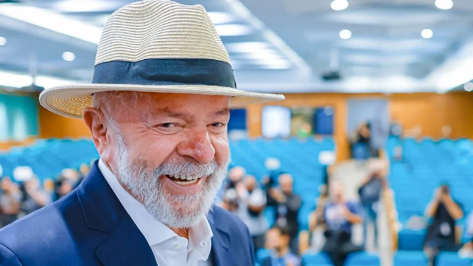 Câmara Aprova Reforma Tributária: Texto Segue para Sanção de Lula