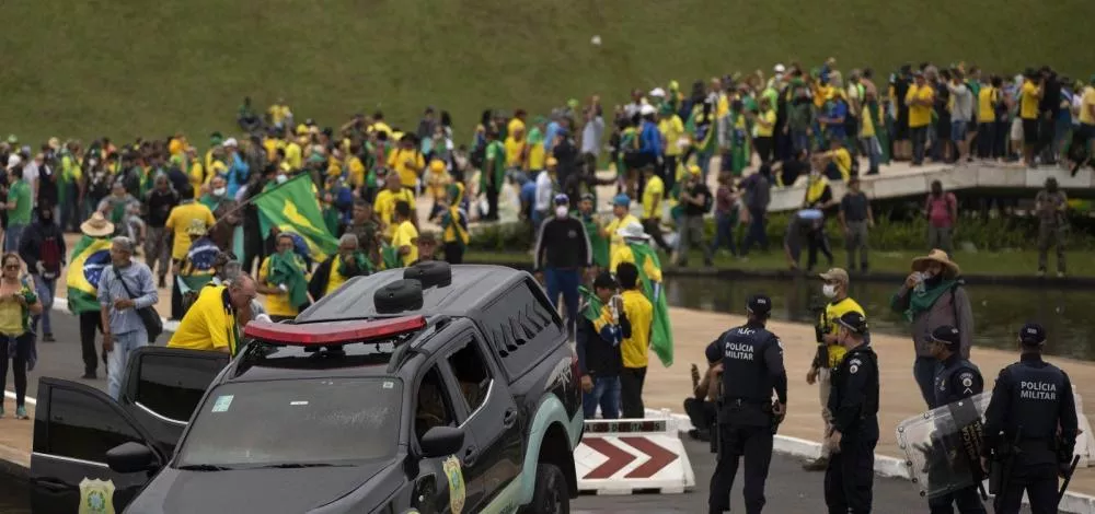 PL Busca Apoio de Dez Partidos Para Pedir Urgência a Projeto de Anistia