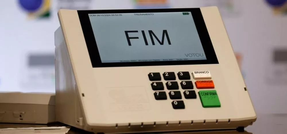 Senado Debate Fim das Reeleições e Eleições Bienais em Reforma Eleitoral