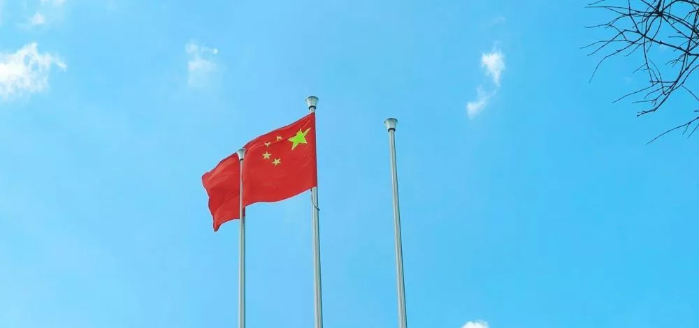 China Impõe Tarifas Adicionais de 84% sobre Produtos dos EUA em Resposta a Medidas Americanas