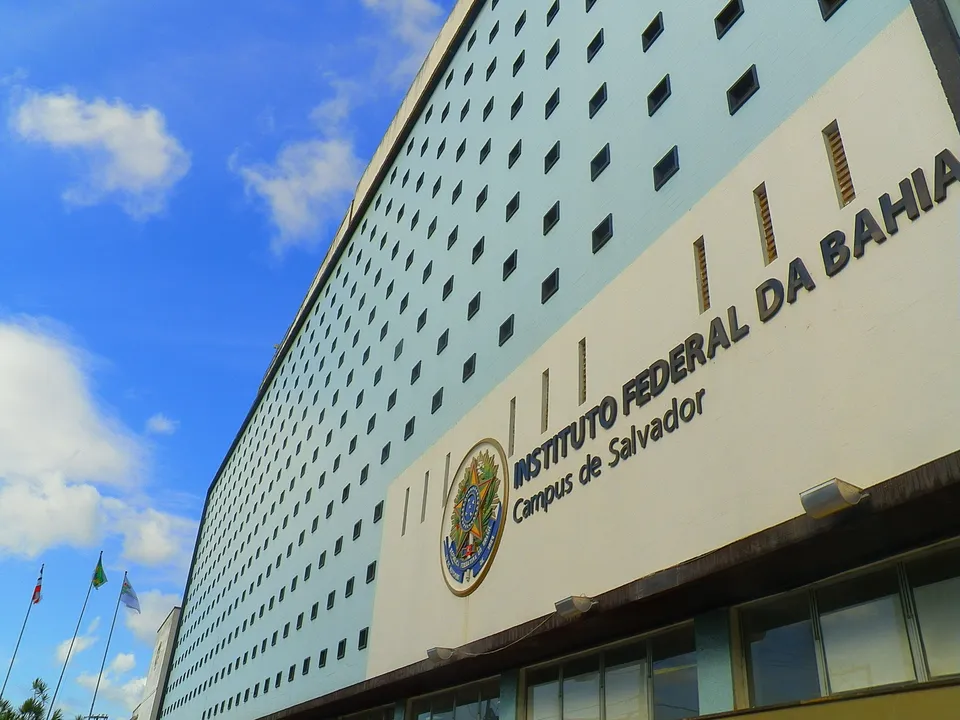 As vagas são direcionadas ao ingresso 2026 e são distribuídas por 24 cidades baianas - Foto: Liliam Caldas / Divulgação