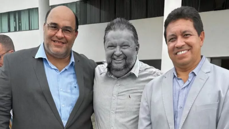 Presidente da Câmara de Dias D’Ávila que proferiu falas racistas sonha em ser prefeito, diz aliado