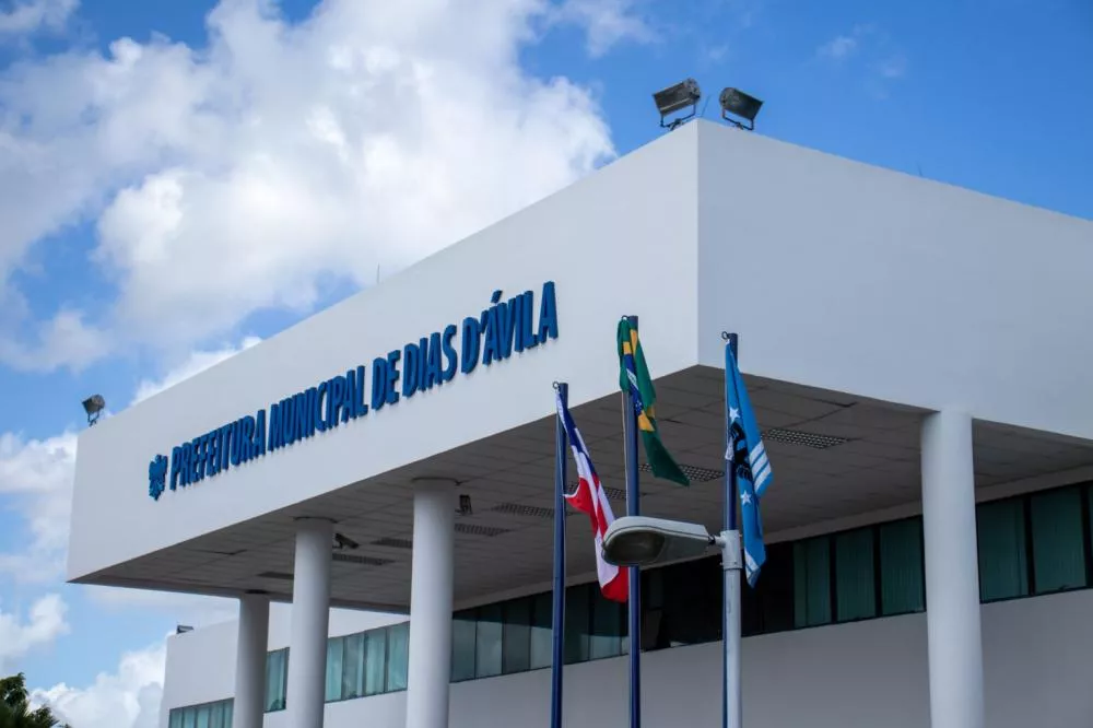 Mais de 200 servidores da Prefeitura de Dias D’Ávila serão exonerados após decisão do TJ-BA