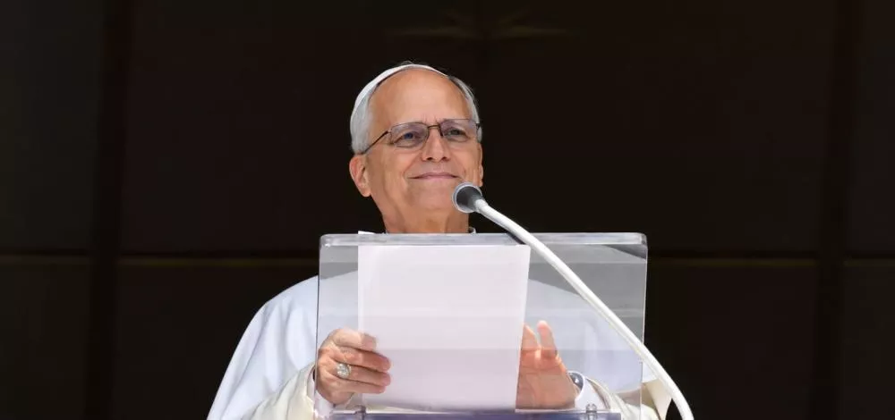 Papa Leão XIV é diagnosticado com câncer e tem parte do pulmão removido