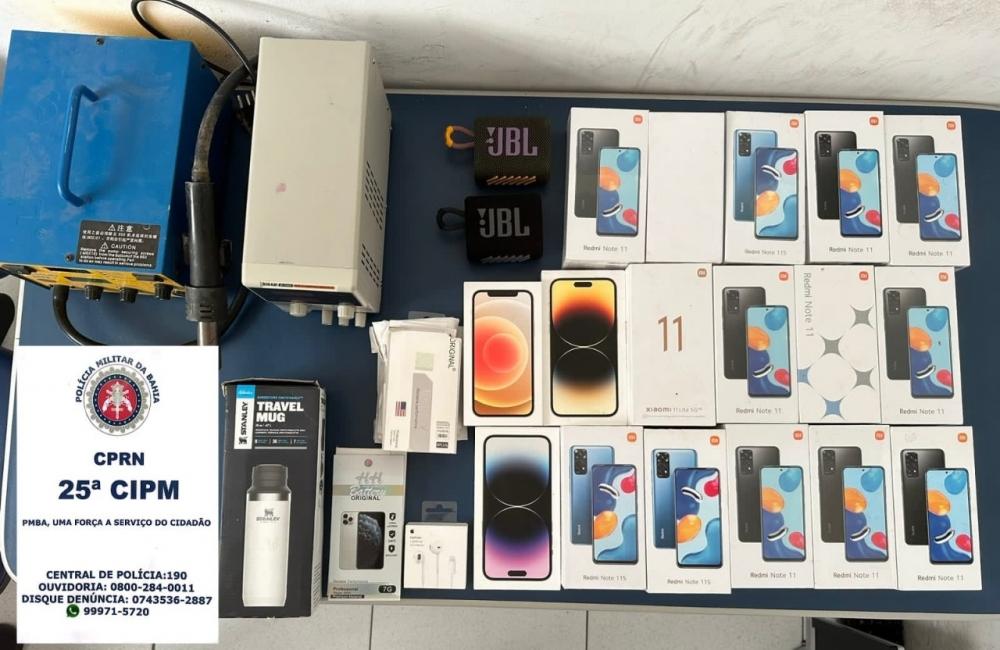 Foram recuperados dezessete celulares, baterias e outros produtos eletrônicos avaliados em R$ 86 mil - Foto: Divulgação